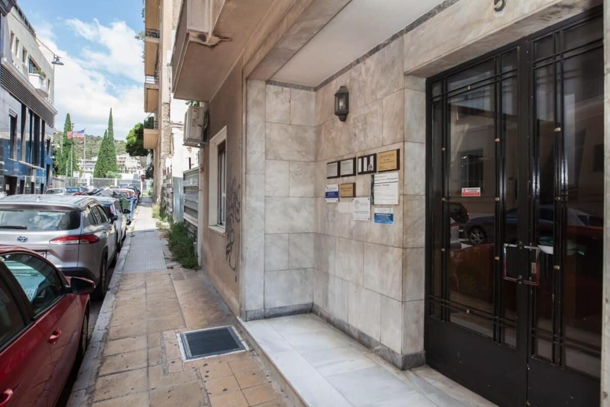 Apartamento Brand New Urban Getaway Next To Megaro Mousikis Atenas Exterior foto