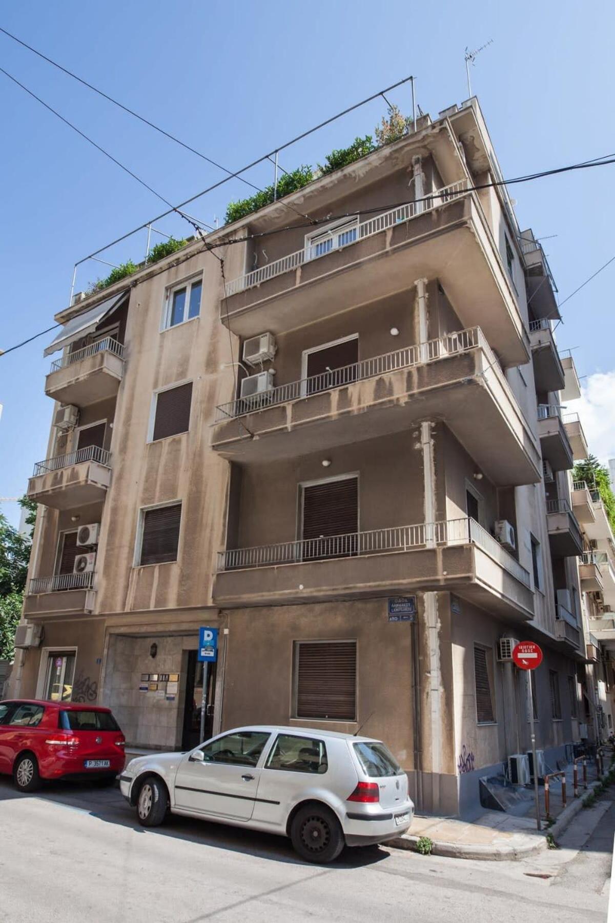 Apartamento Brand New Urban Getaway Next To Megaro Mousikis Atenas Exterior foto